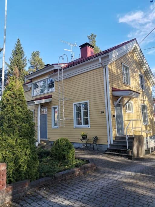 Paritalohuoneisto keskustassa Apartment Valkeakoski Exterior photo